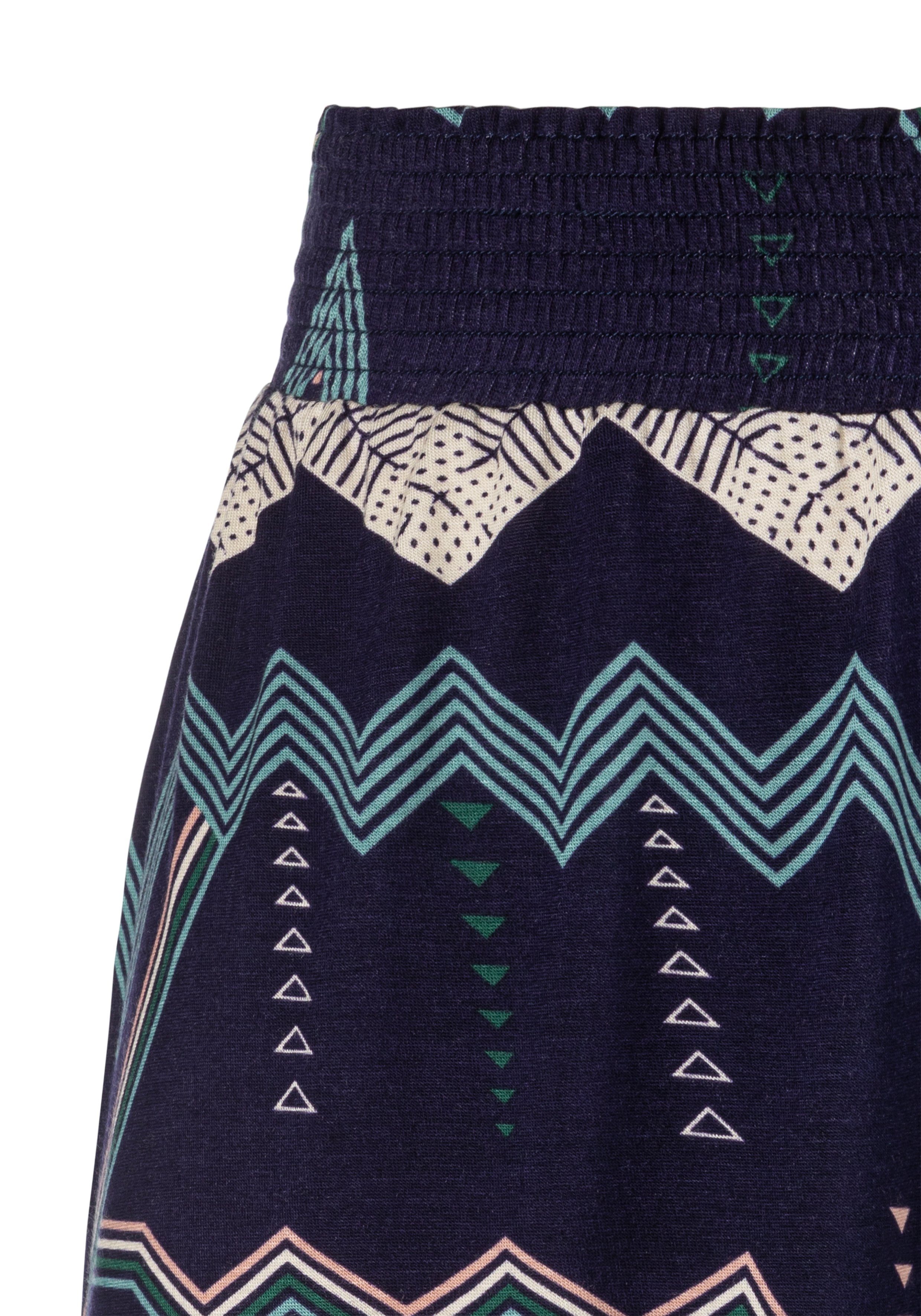 Lascana Pyjamashort met grafisch zigzagmotief