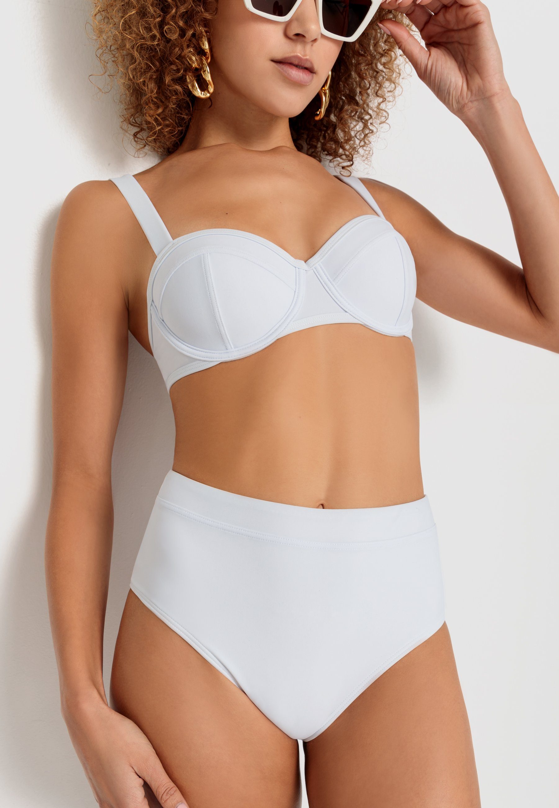 LSCN by LASCANA Bikinitop met beugels GINA met decoratieve stiksels