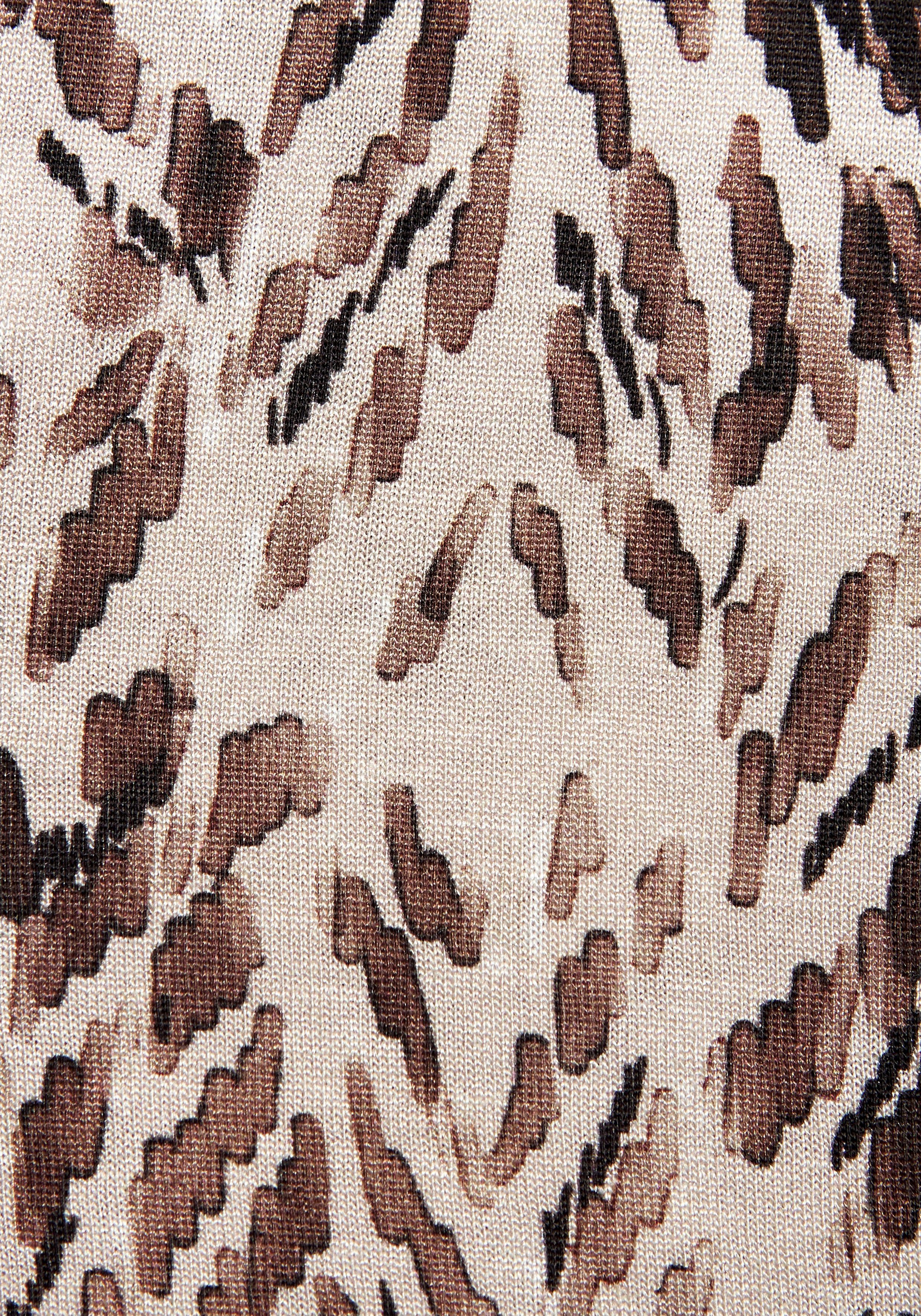 Lascana Top met sieraccessoire, zachte viscose, alloverprint
