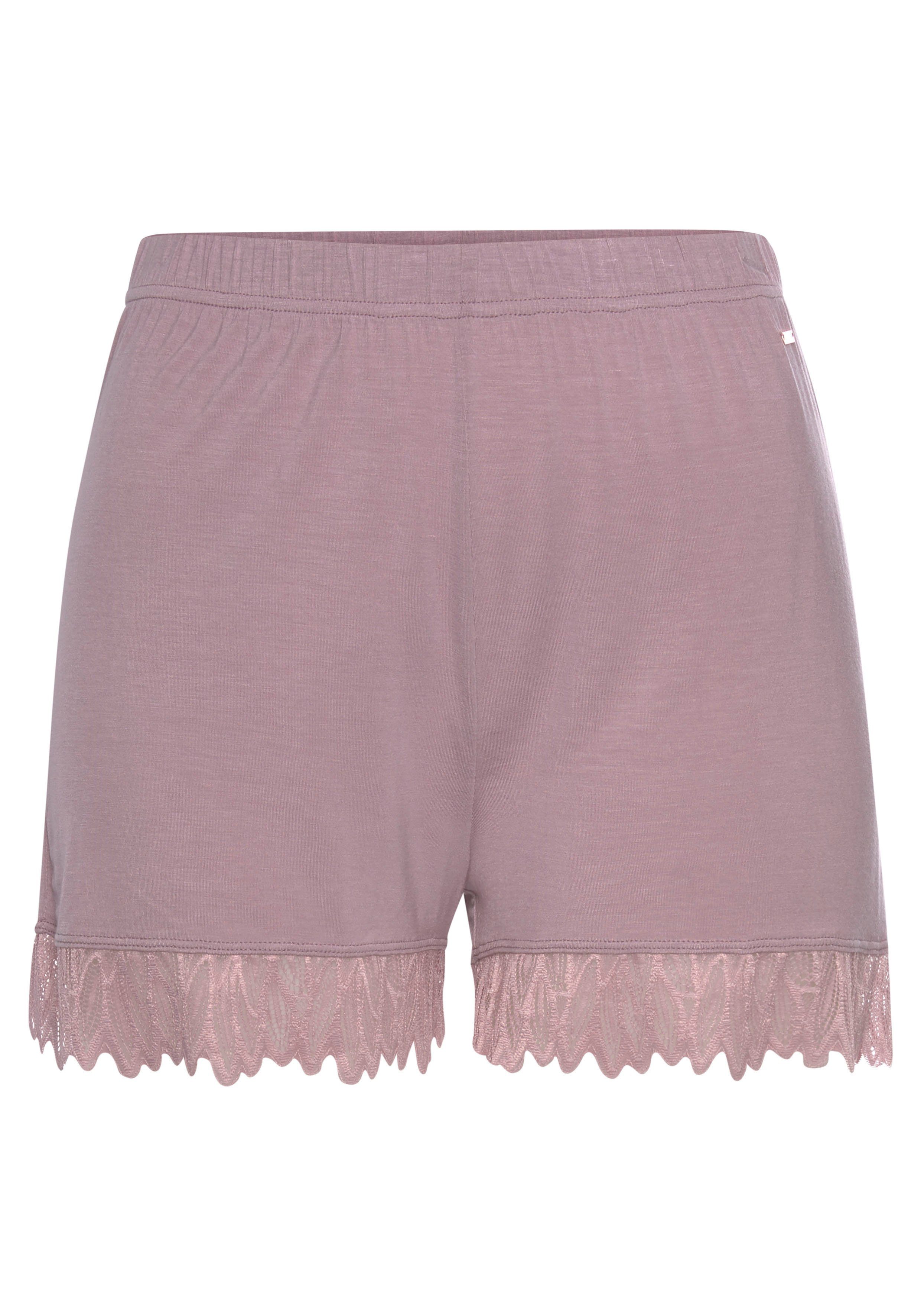 Lascana Pyjamashort met kanten details
