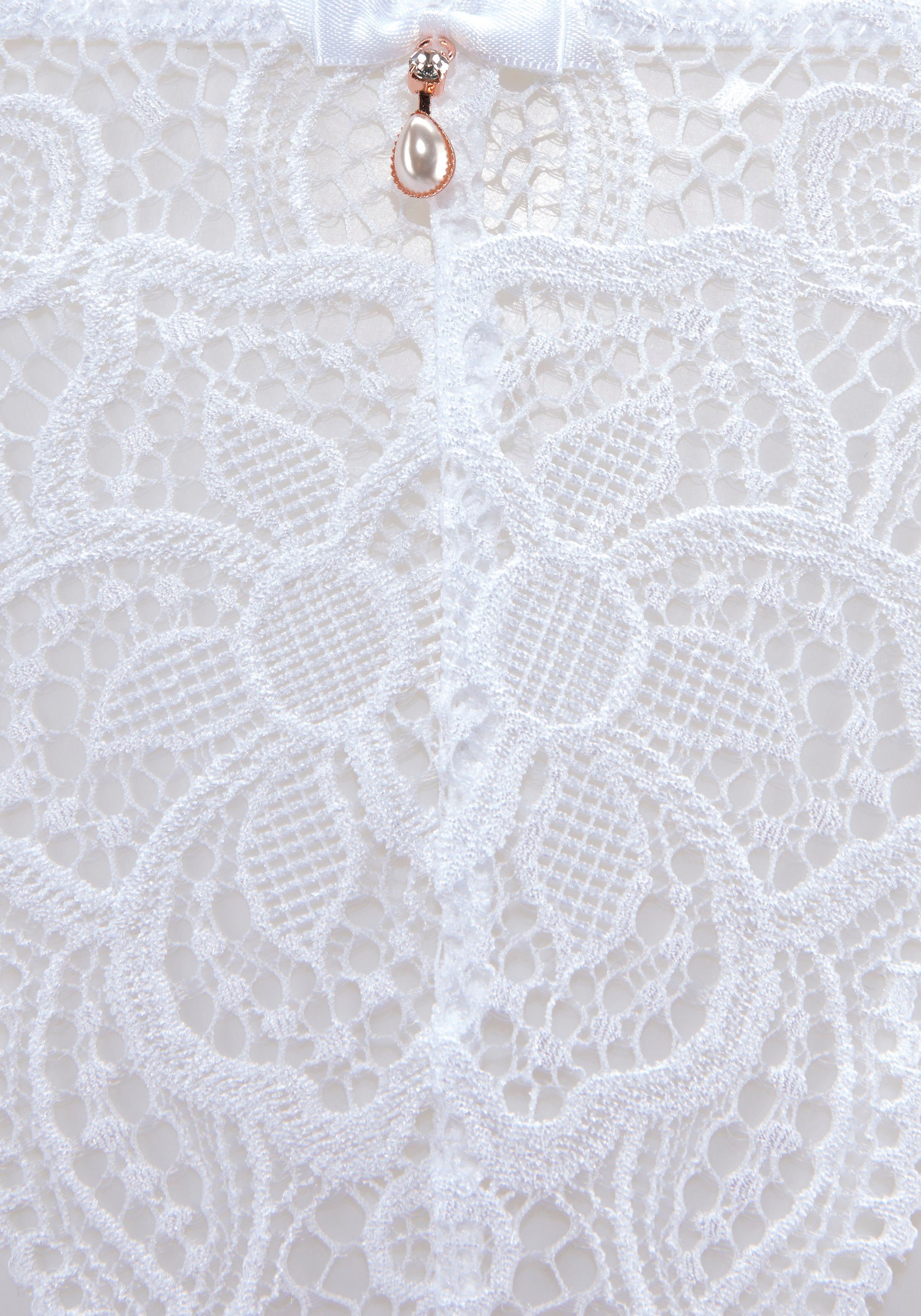 Lascana String Nikoletta van gebloemd kant met accessoire in kralen-look