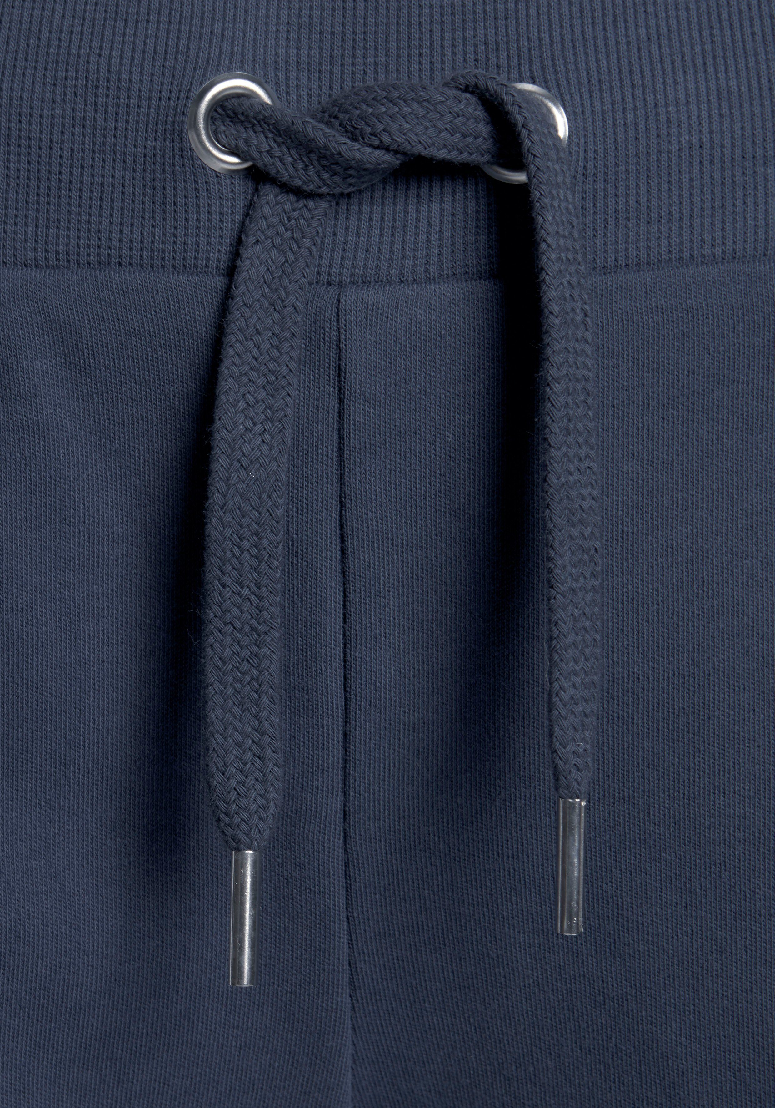 Bench. Loungewear Sweatshort met glanzende logo-borduurwerk, loungewear, loungepak