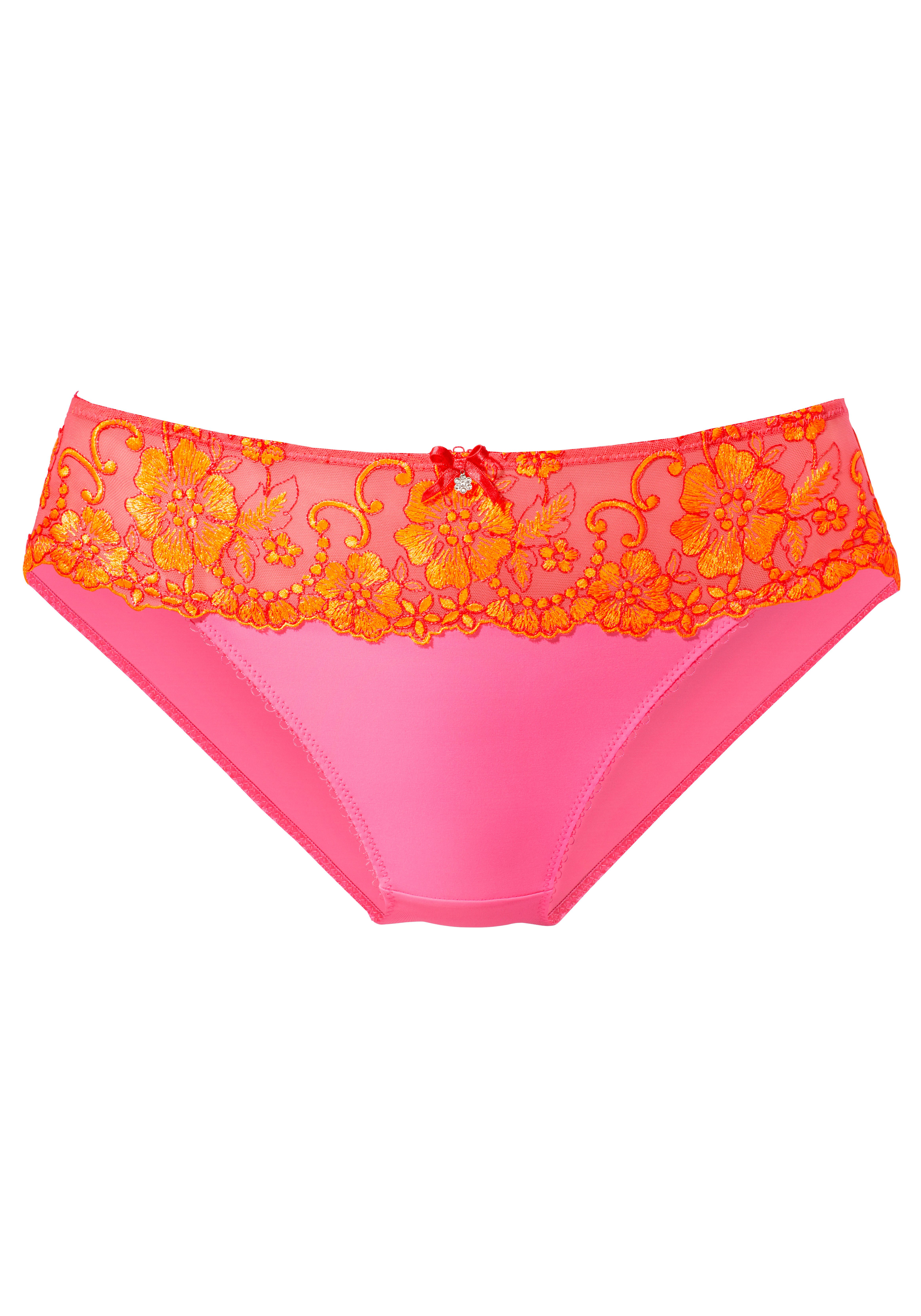 Lascana Bikinibroekje WANDA met borduurkant in bloemetjes-look