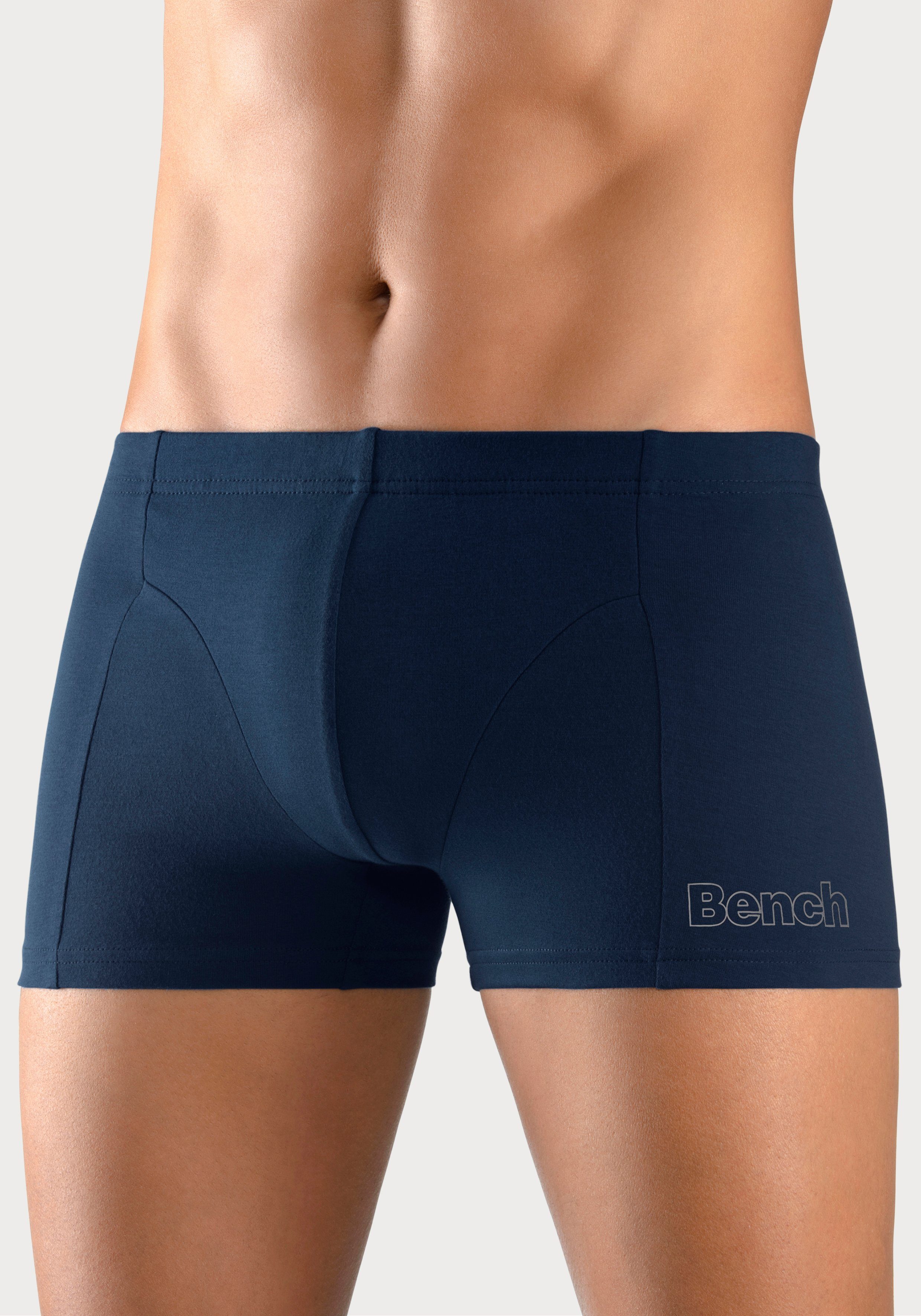 Bench. Boxershort voor heren Onderbroeken in blik met kleine logo-opdruk op het been (blik, 4 stuks)