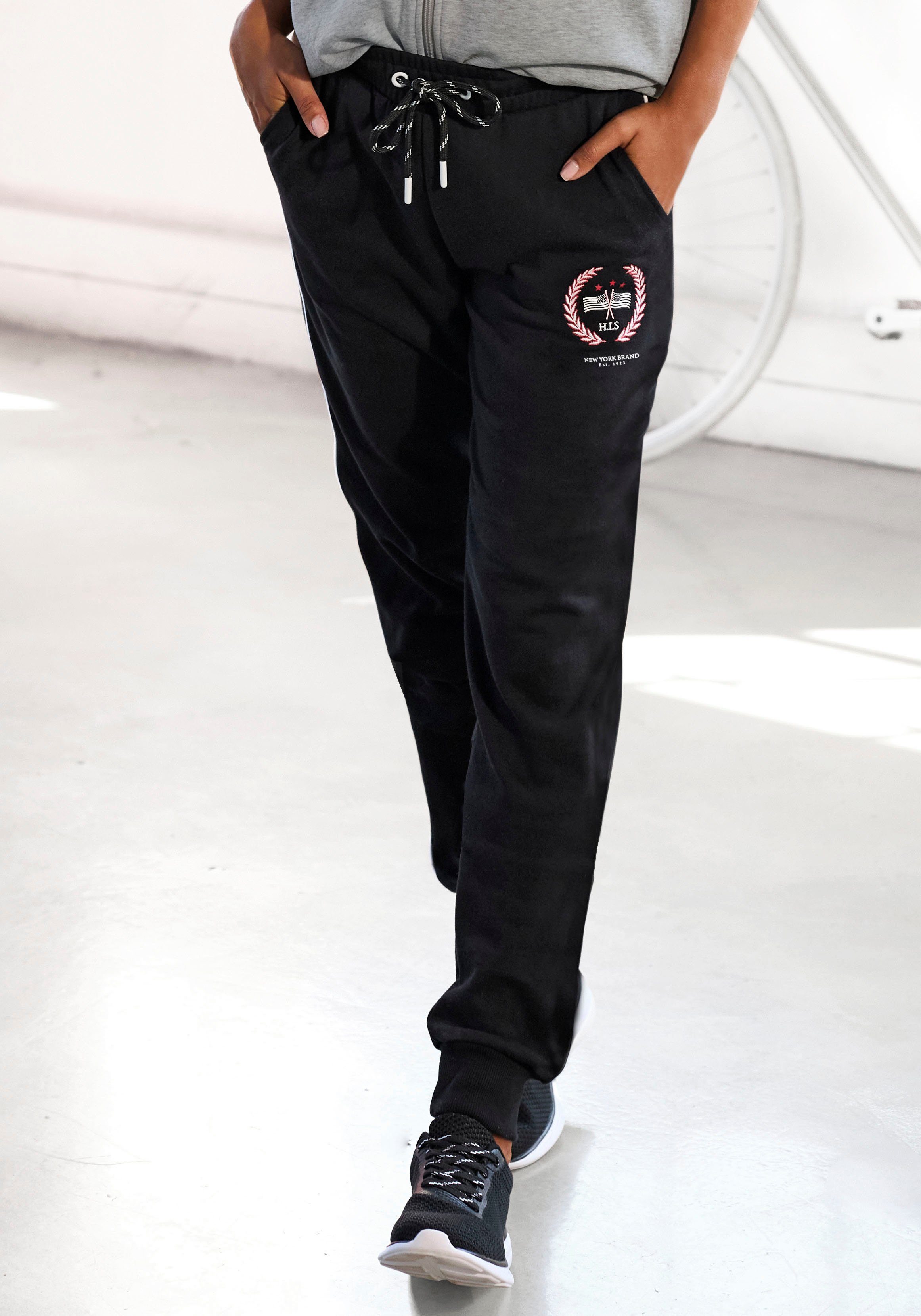H.I.S Sweatpants -Loungebroek met logo-borduursel en print, loungeanzug