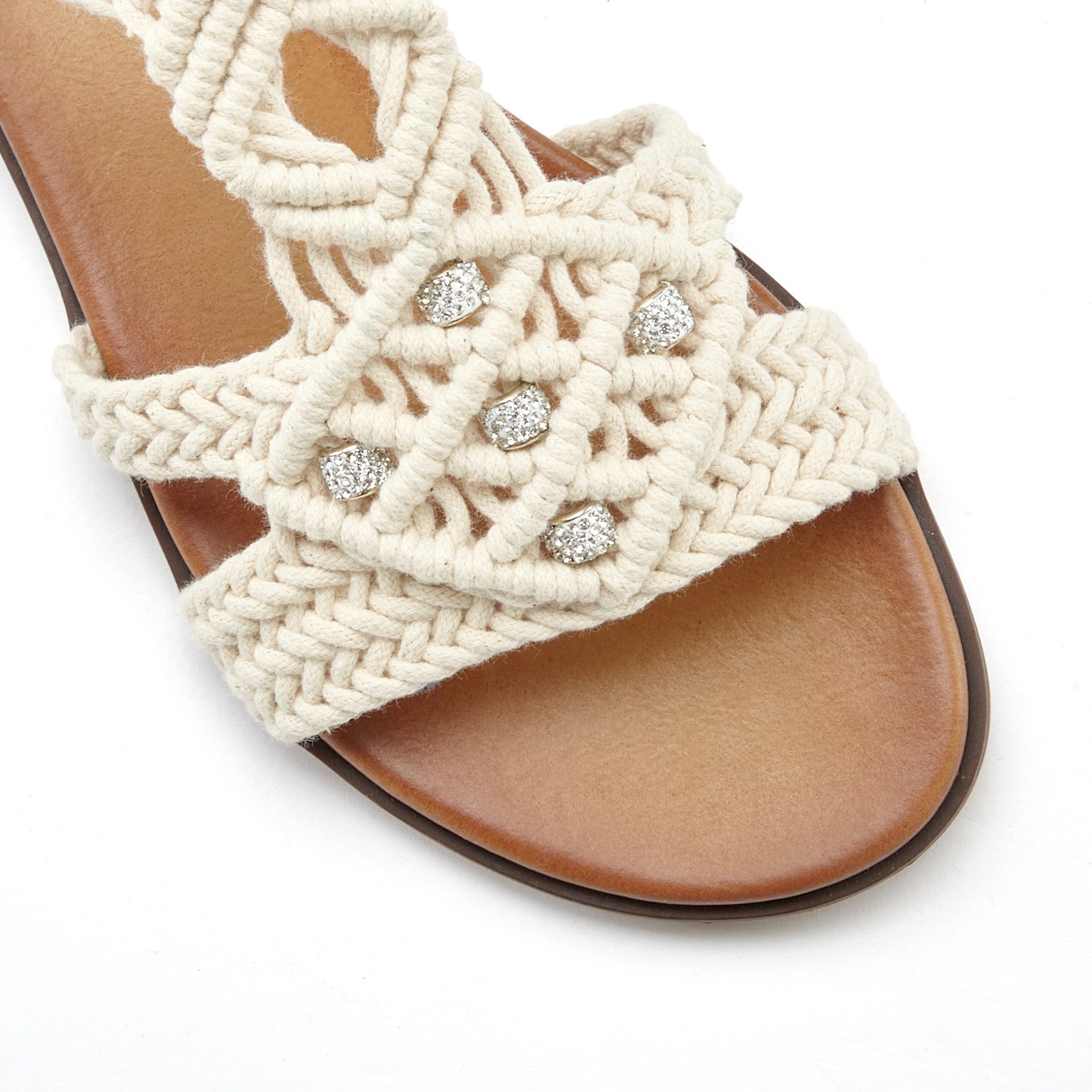 Lascana Sandalen Zomerschuh, open schoen, pantoffel, in trendy haaklook en glinsterende details