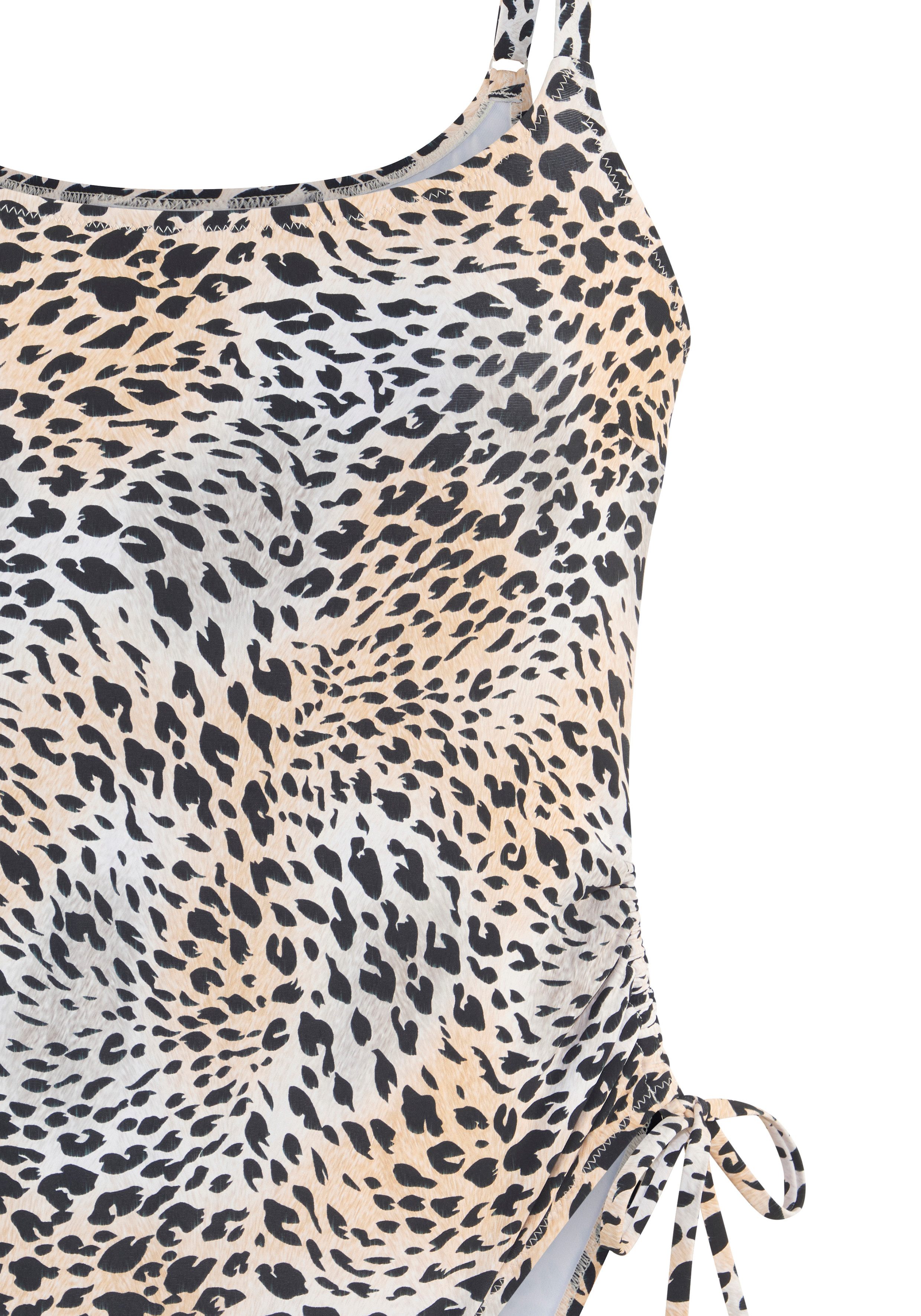 Lascana Badpak Silea Met modieuze animal-print